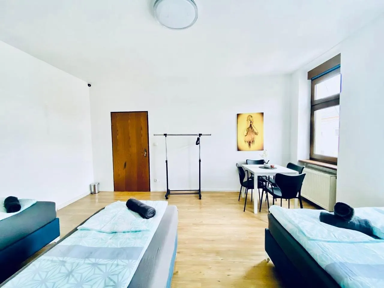 דירות וינה Spacious 4Br Apt, Up To 15P 15Min To Danube River 0*,